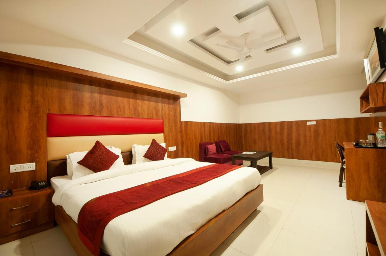 Hotel Sm Suits Near Delhi Airport-Unit By Grand Urban Luxury New Delhi Exterior foto