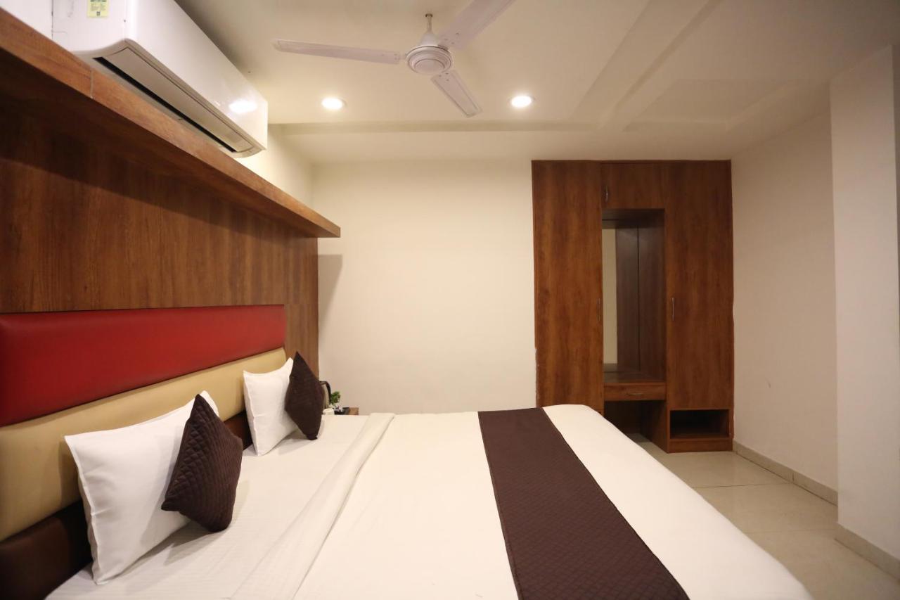 Hotel Sm Suits Near Delhi Airport-Unit By Grand Urban Luxury New Delhi Exterior foto