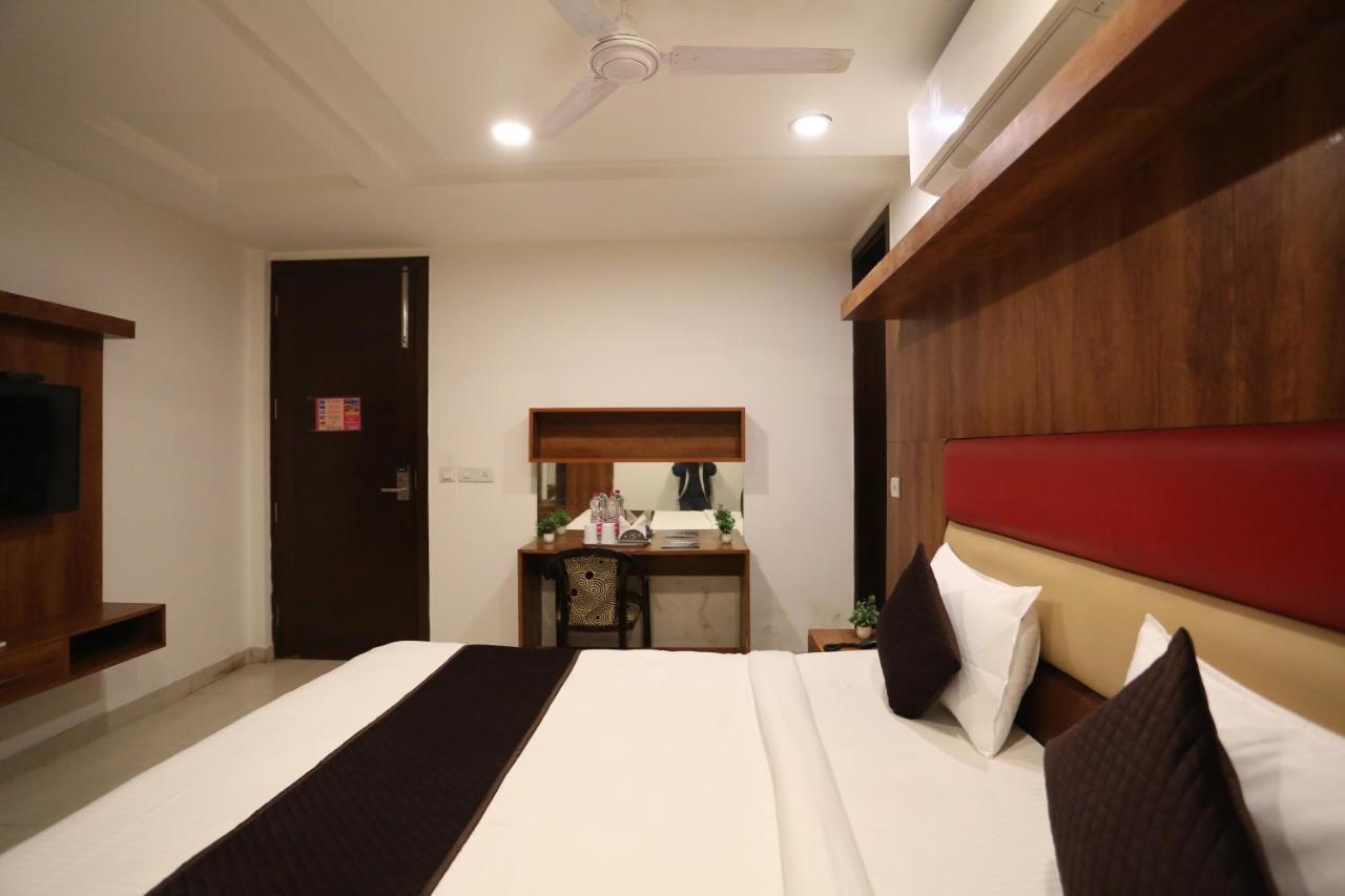 Hotel Sm Suits Near Delhi Airport-Unit By Grand Urban Luxury New Delhi Exterior foto