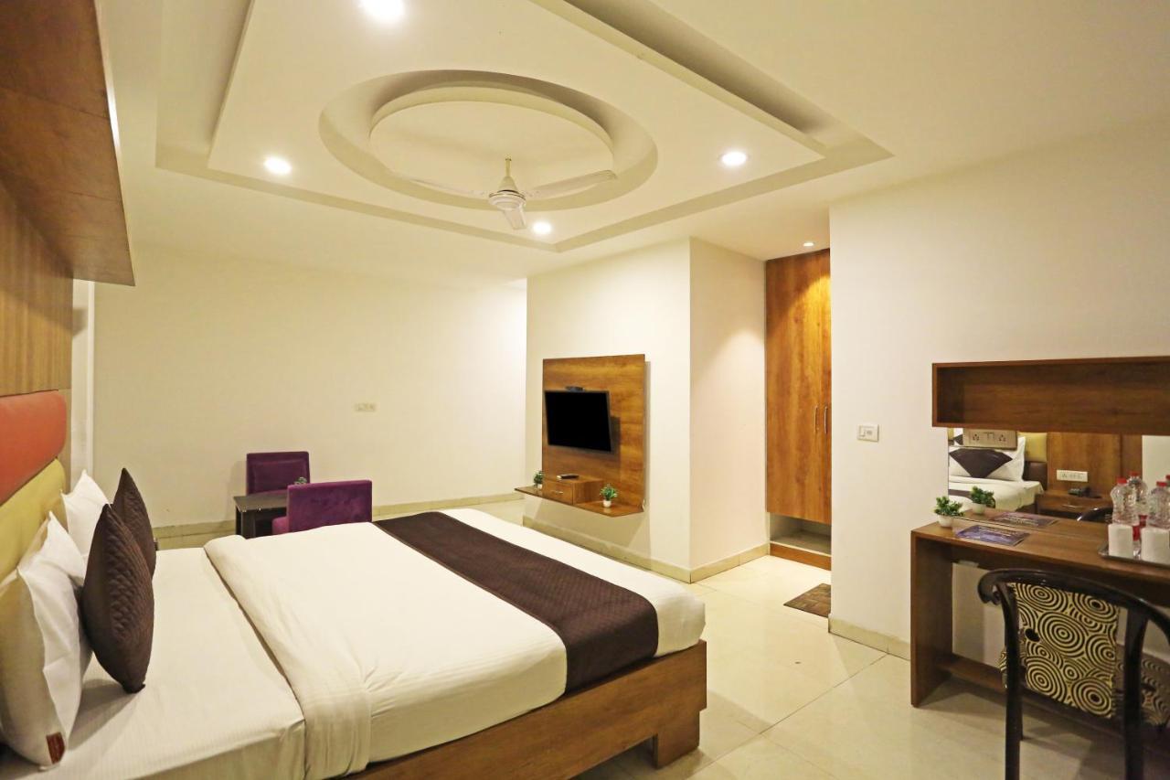 Hotel Sm Suits Near Delhi Airport-Unit By Grand Urban Luxury New Delhi Exterior foto
