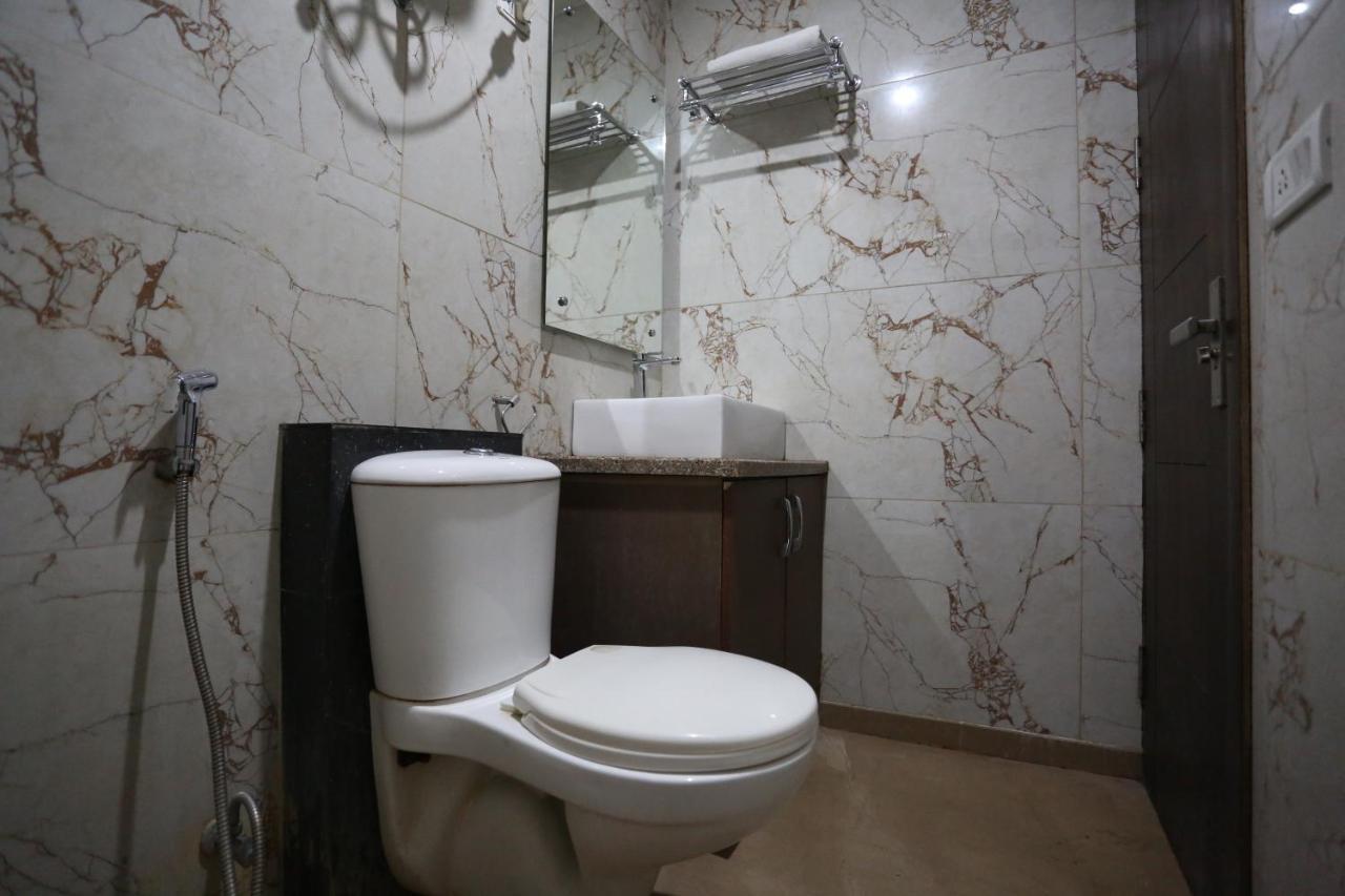 Hotel Sm Suits Near Delhi Airport-Unit By Grand Urban Luxury New Delhi Exterior foto