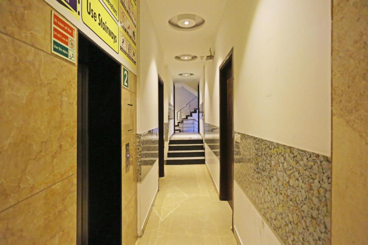 Hotel Sm Suits Near Delhi Airport-Unit By Grand Urban Luxury New Delhi Exterior foto