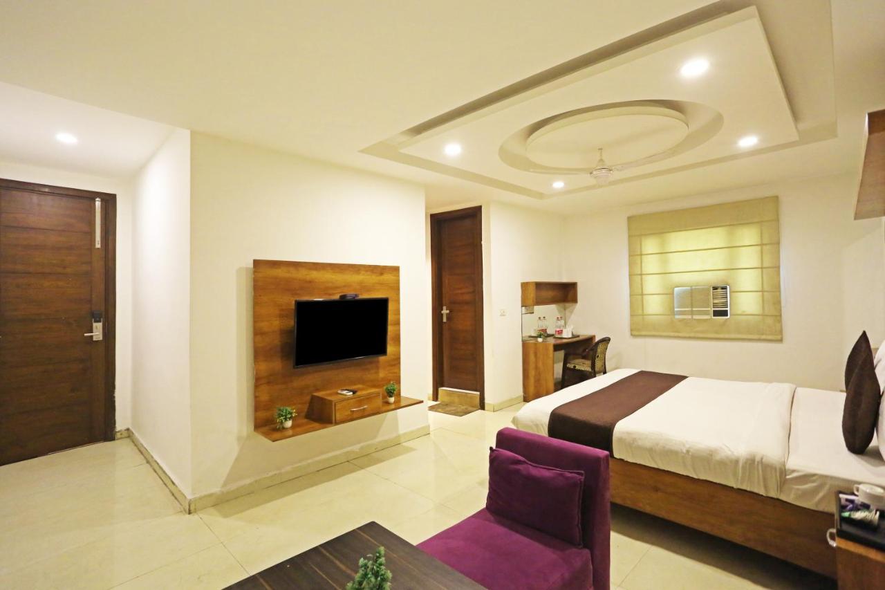 Hotel Sm Suits Near Delhi Airport-Unit By Grand Urban Luxury New Delhi Exterior foto