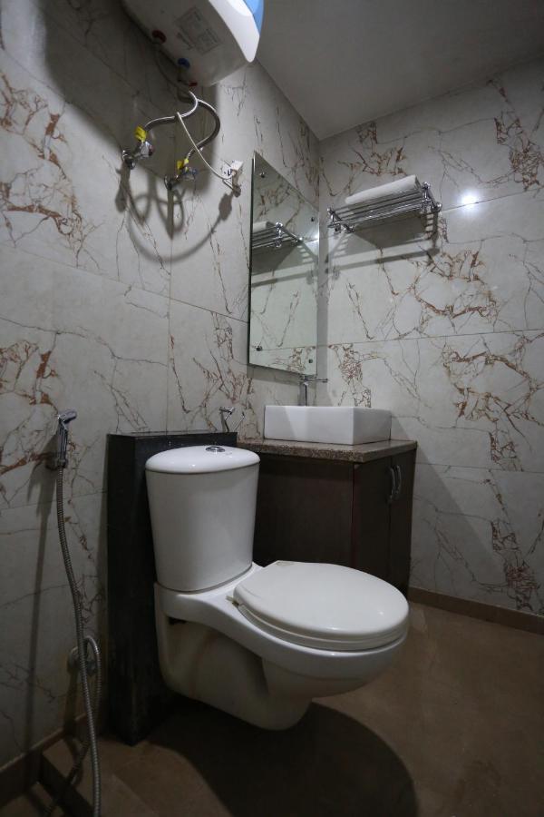 Hotel Sm Suits Near Delhi Airport-Unit By Grand Urban Luxury New Delhi Exterior foto